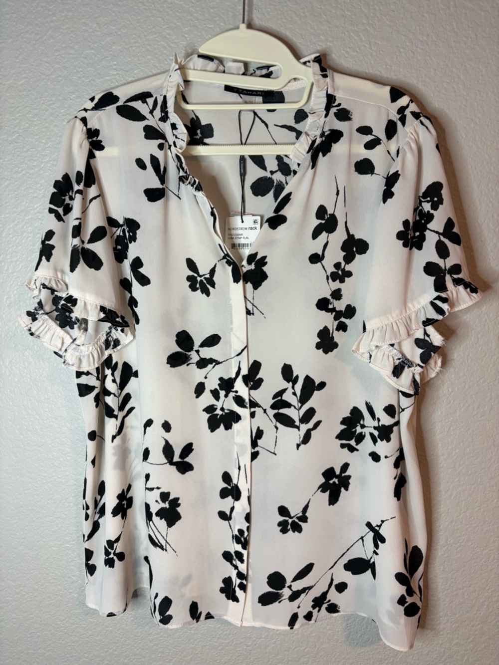 Tahari Black and White Floral Ruffle-Sleeve Blouse